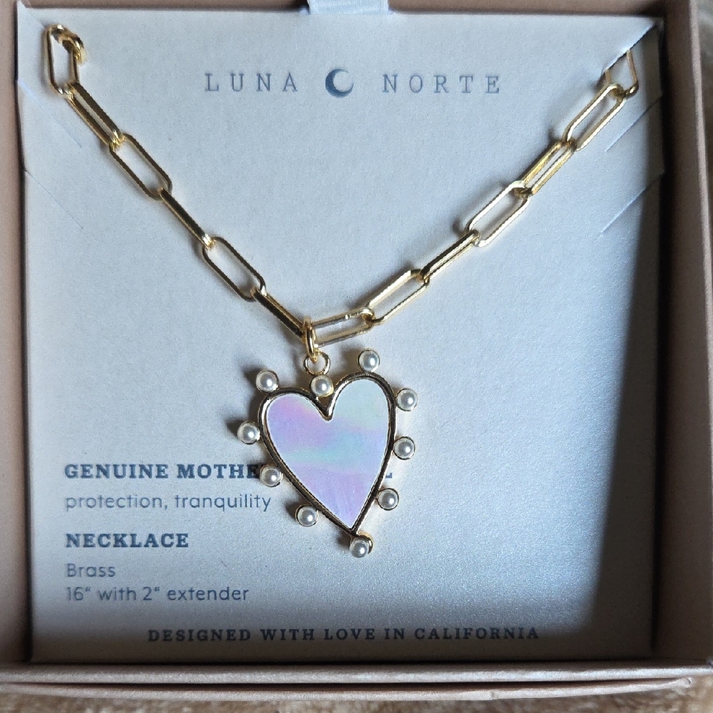 Luna Norte Gold Heart Necklace with Mother-of-Pearl